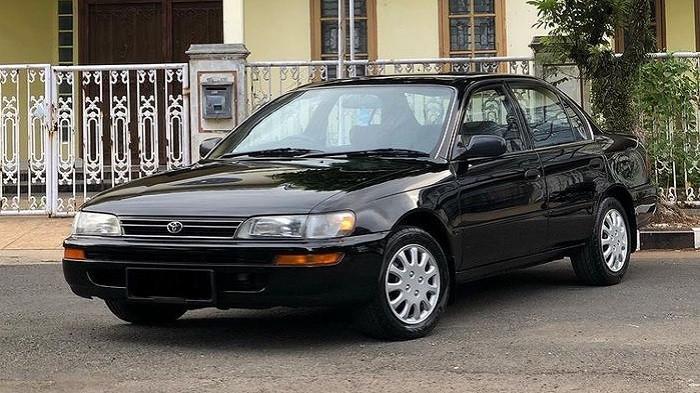 Rekomendasi mobil 50 jutaan Toyota soluna murah performa tangguh banyak di gemari