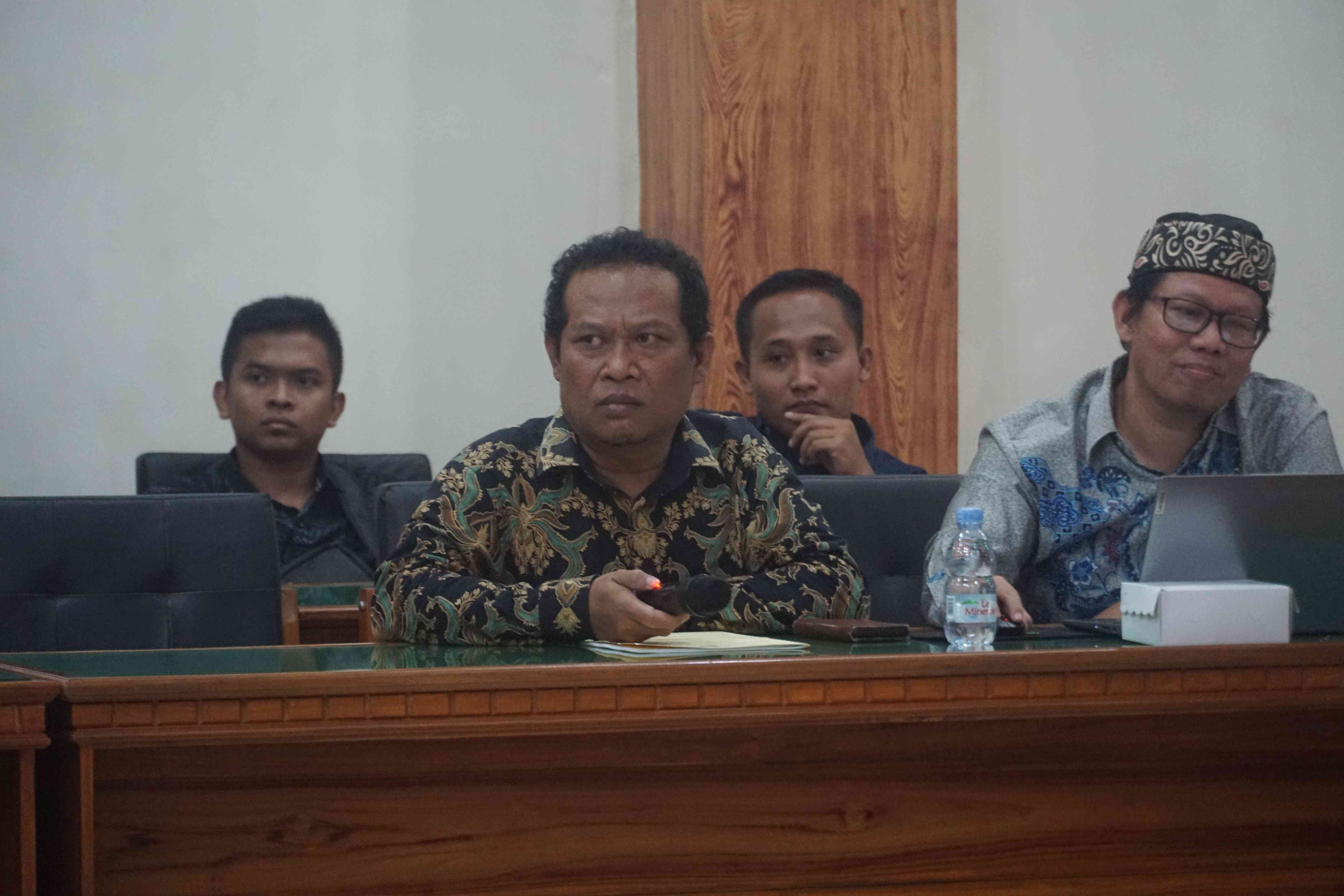 Pengurus KSPPS Madani klarifikasi soal tumpang tindih jabatan sesuai perubahan anggaran dasar.