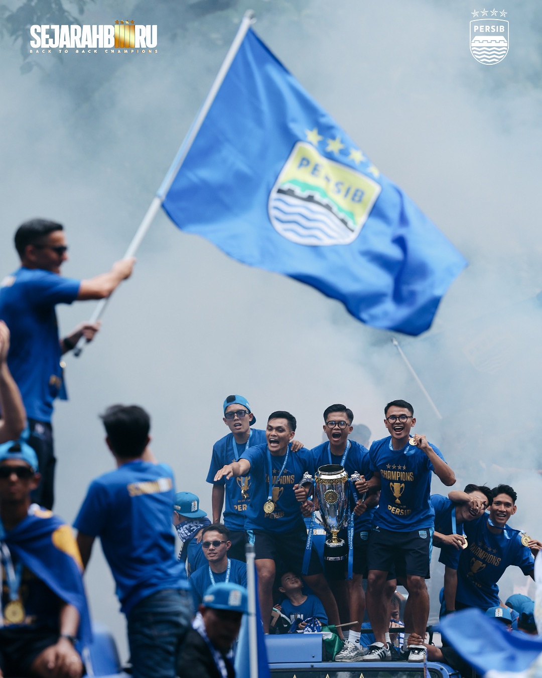 Persib Bandung sebagai salah satu klub sepak bola Indonesia dengan basis suporter terbanyak.
