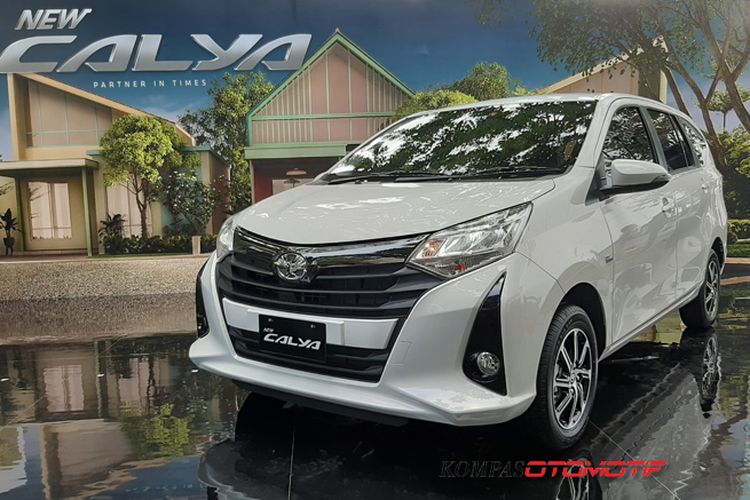 Mobil new Calya cocok buat keluarga muda bajet 100 jutaan nyaman lega kabin luas
