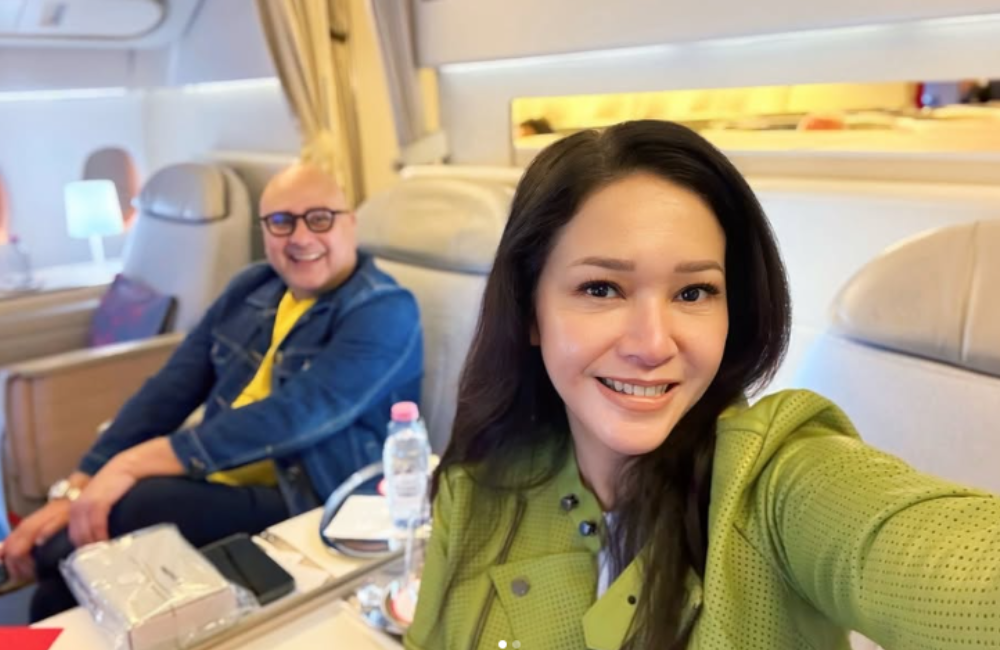 Butuh waktu 17 tahun untuk sampai ke titik di mana ia benar-benar menemukan sosok yang pantas, bukan karena tergesa, tetapi karena ia telah sepenuhnya hadir untuk dirinya dan anak-anaknya.