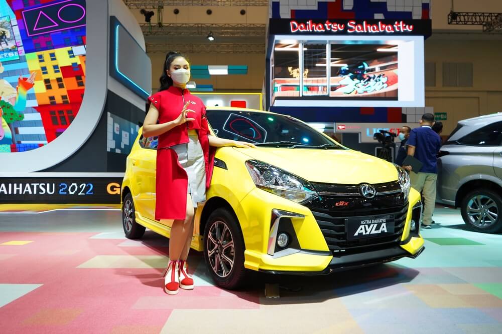 Mobil Daihatsu Ayla mobil paling irit di dalam kota maupun diluar kota