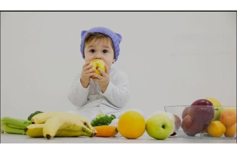 Salah satu sumber nutrisi alami terbaik untuk otak anak adalah buah-buahan.