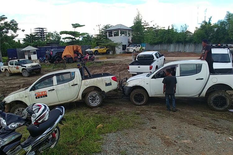 Perhatikan kondisi dan fisik mobil jika ingin membeli mobil bekas tambang walau harga miring