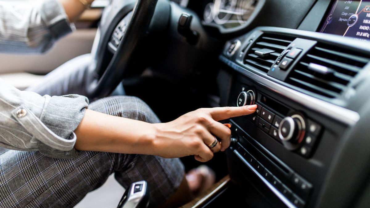 Mematikan AC saat posisi mengendara ditanjakan apakah perlu buat menambah performa mobil