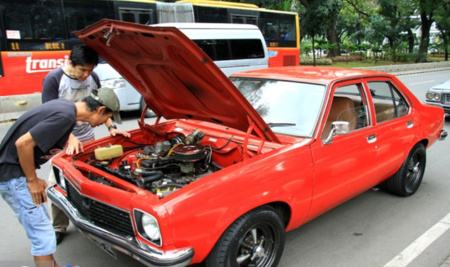Tips merawat mobil tua agar tetap awet dan nyaman digunakan
