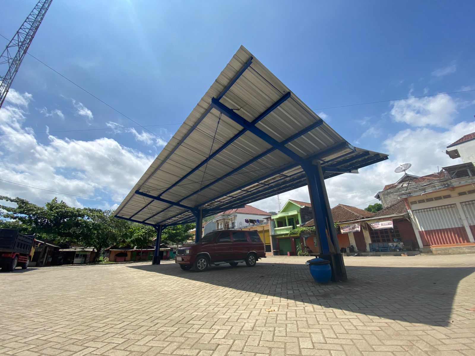 Terminal Panggul merupakan salah satu terminal aktif di Trenggalek. (DR PERDANA/RADAR TRENGGALEK)