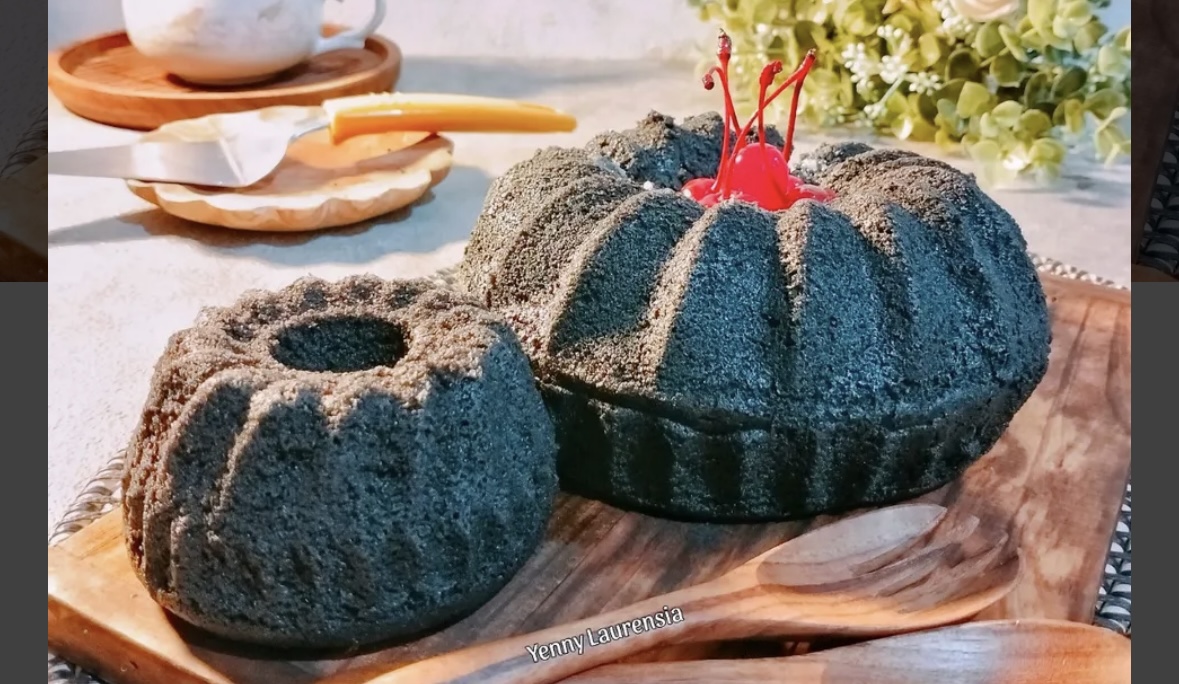 Kue ini juga bisa menjadi pilihan oleh-oleh yang unik, karena cita rasanya yang berbeda dari bolu pada umumnya.