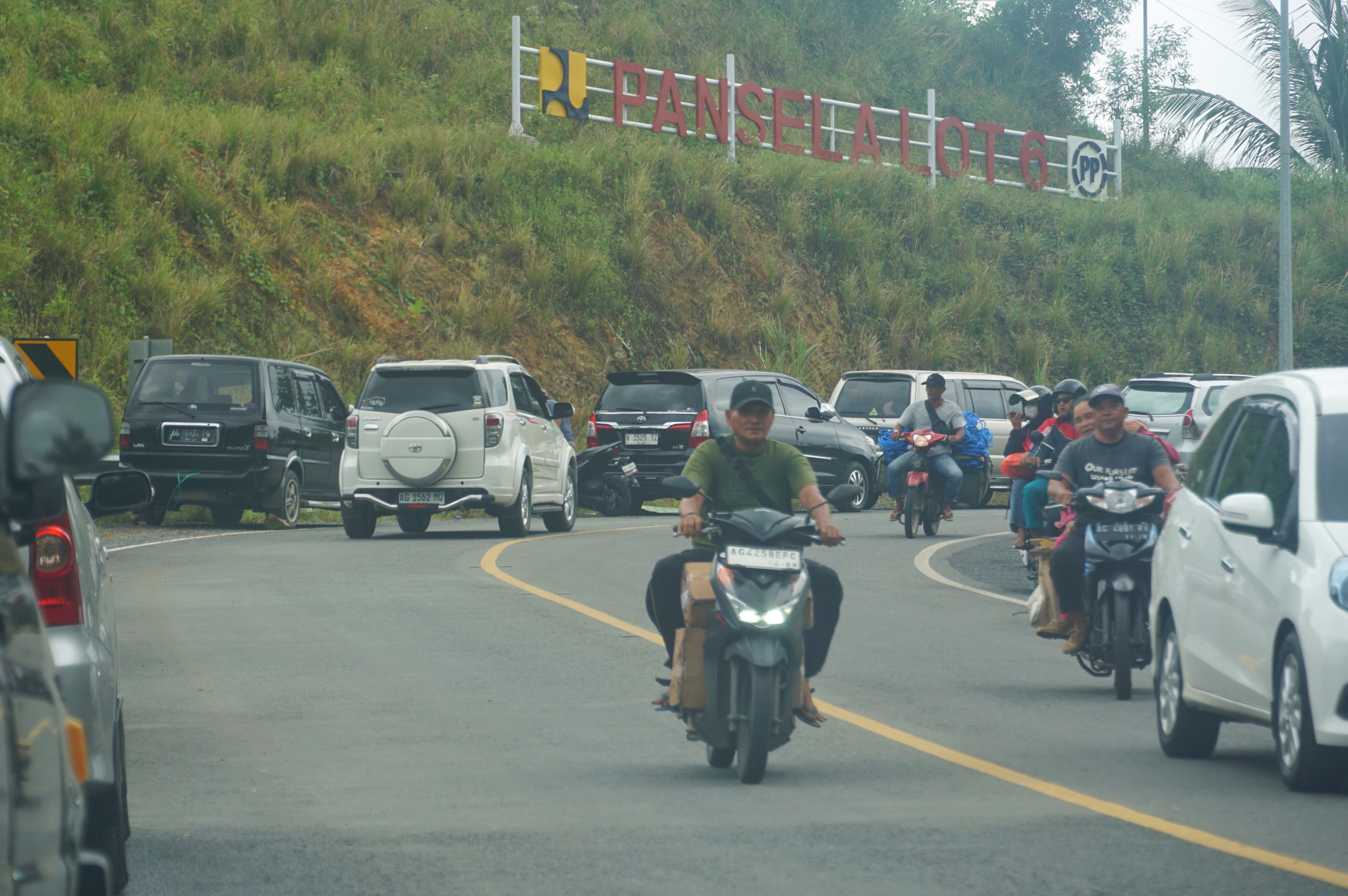 Pembangunan JLS lanjutan tetap akan diteruskan, karena merupakan proyek prioritas. (DR PERDANA/RADAR TRENGGALEK)
