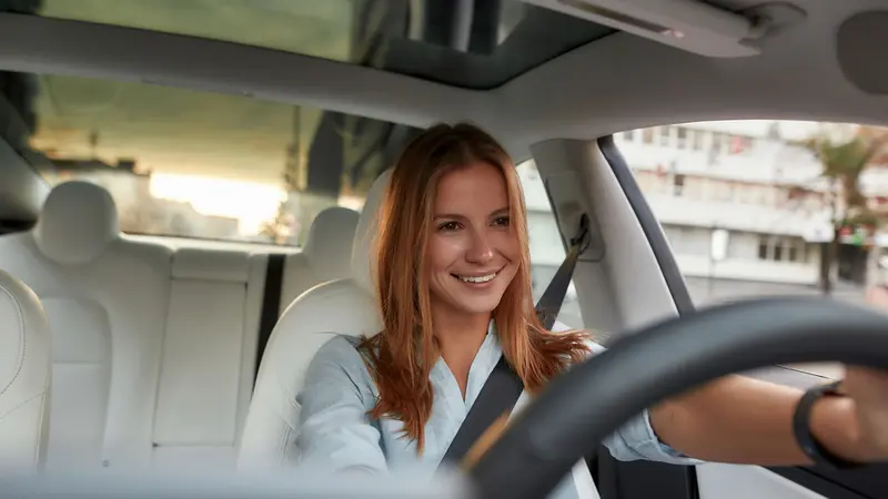 Rekomendasi mobil matic yang cocok buat wanita