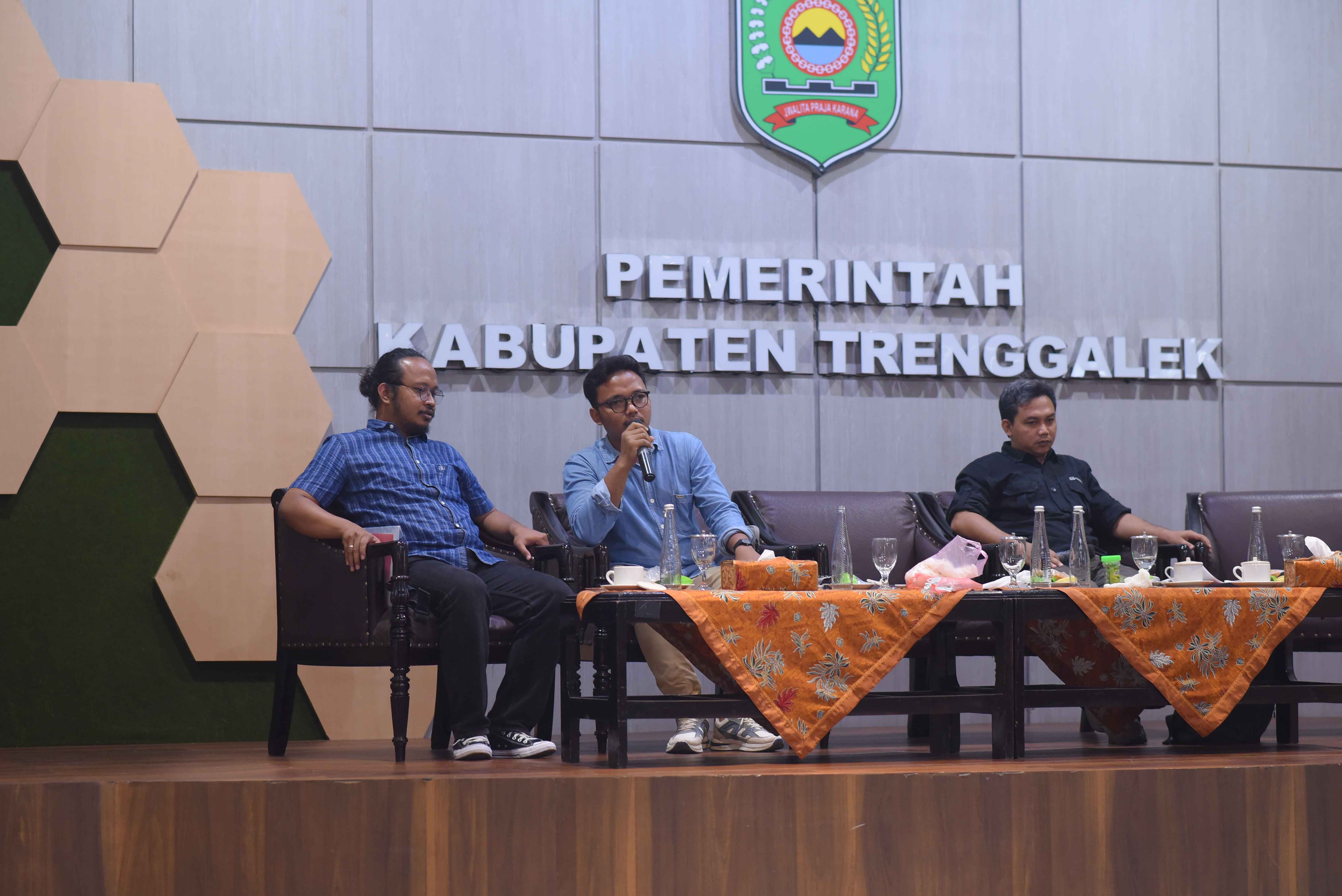 Disippus Trenggalek melangsungkan sosialisasi naskah kuno di Gedung Bhawarasa Trenggalek.