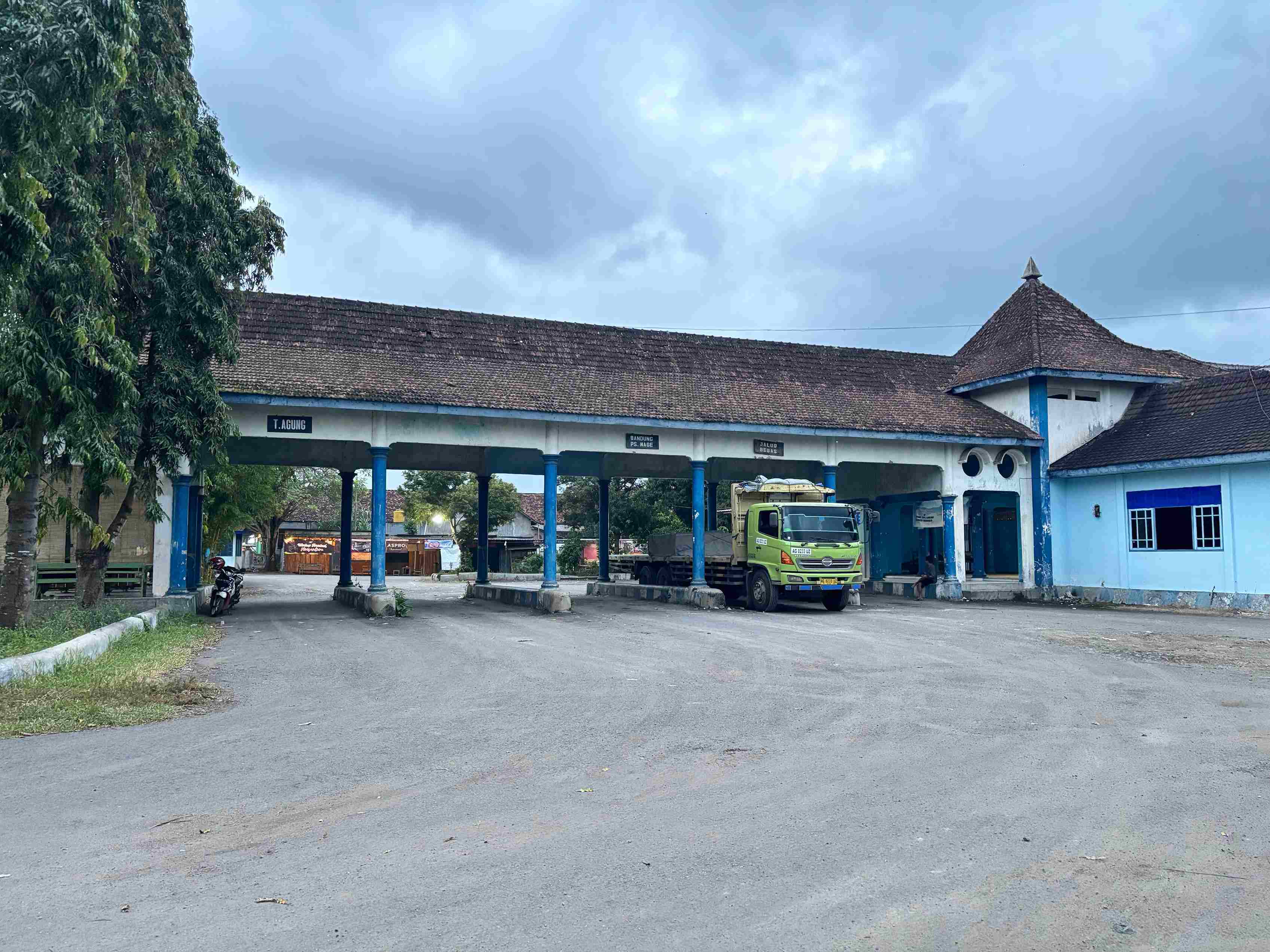 Pemkab Trenggalek berencana untuk sulap Terminal Durenan agar tak terbengkalai.