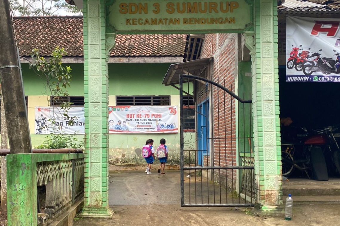 SDN 3 Sumurup pada tahun ini tidak mendapat siswa baru karena beberapa faktor teknis. (DR PERDANA/RADAR TRENGGALEK)