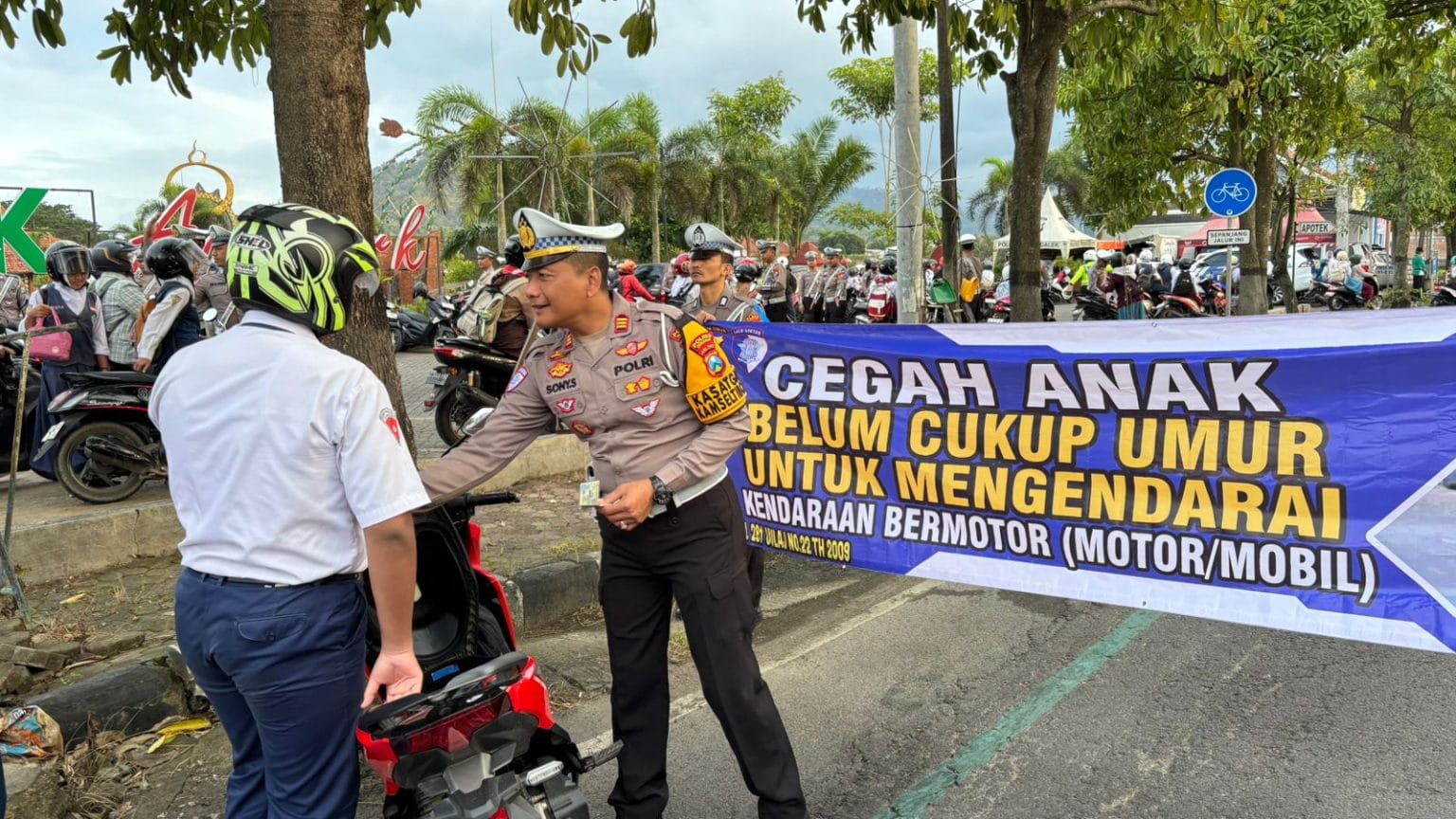 Pengendara di bawah umur dominasi pelanggaran dalam Operasi Patuh Semeru di Trenggalek.