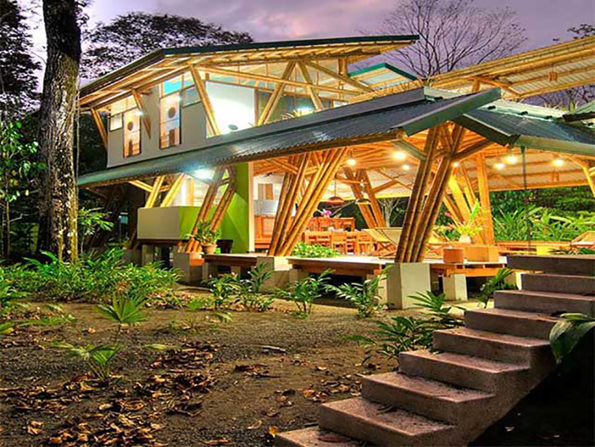 Rumah masa kini, rasa tradisi. Bambu? Bisa banget.
