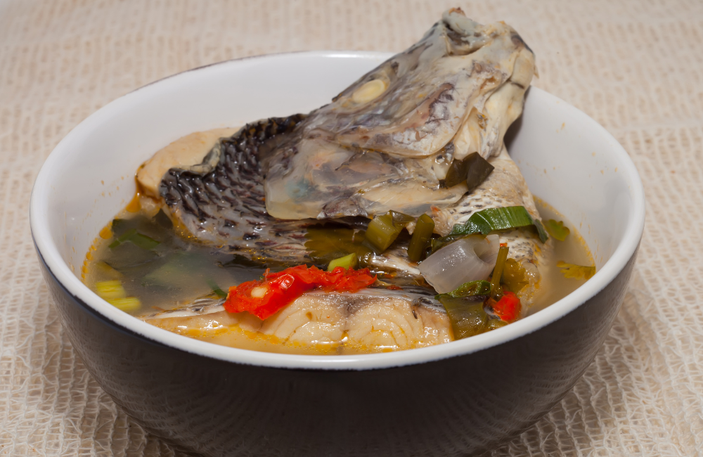 Sup ikan pedas segar yang sangat menggugah selera