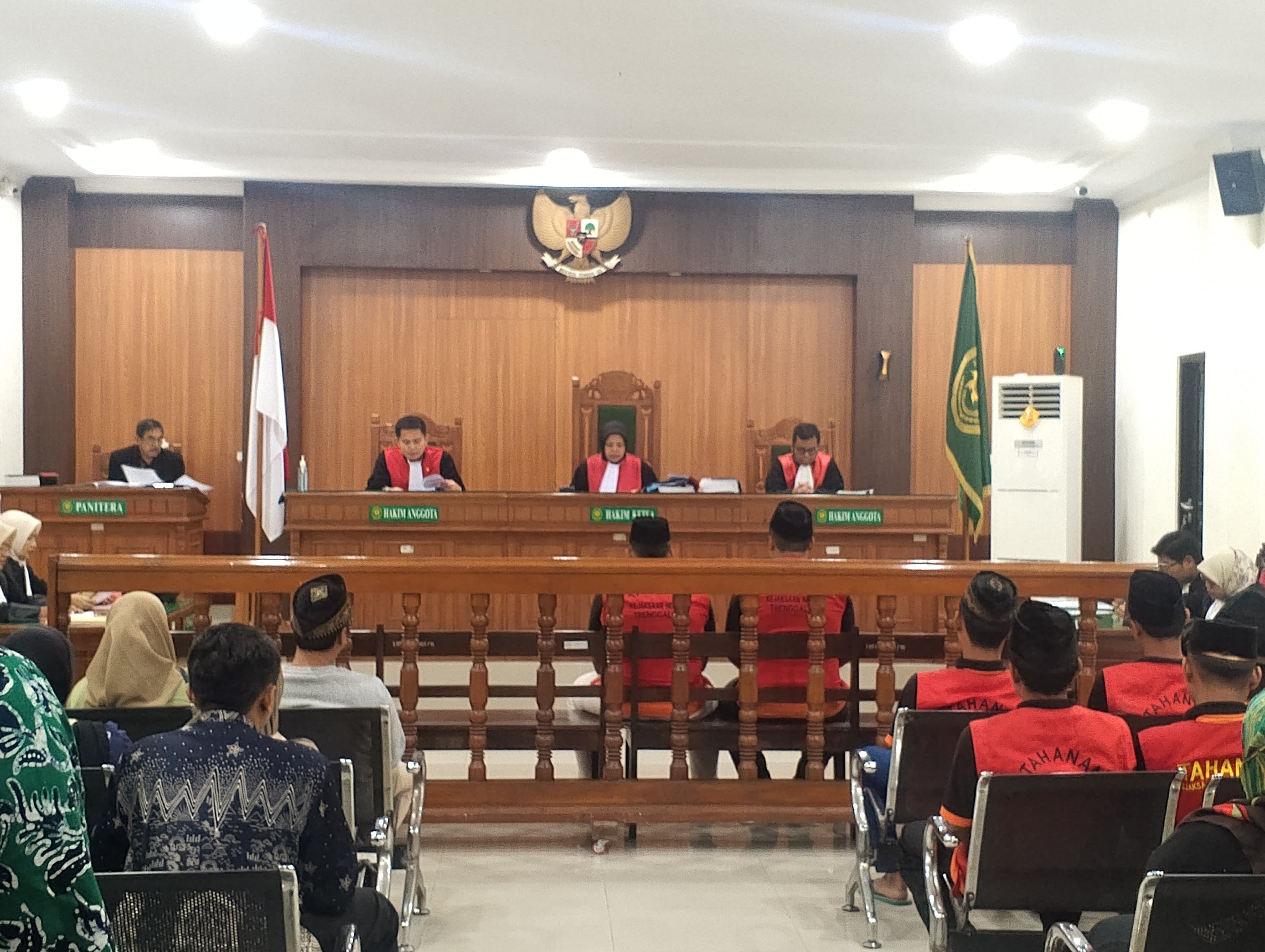 Dua Provokator Perusakan Polsek Watulimo Divonis 6,5 Bulan Penjara