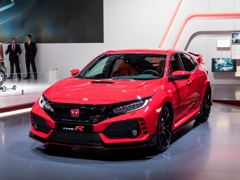 Mengenal honda civic kelas premium disetiap lekukannya