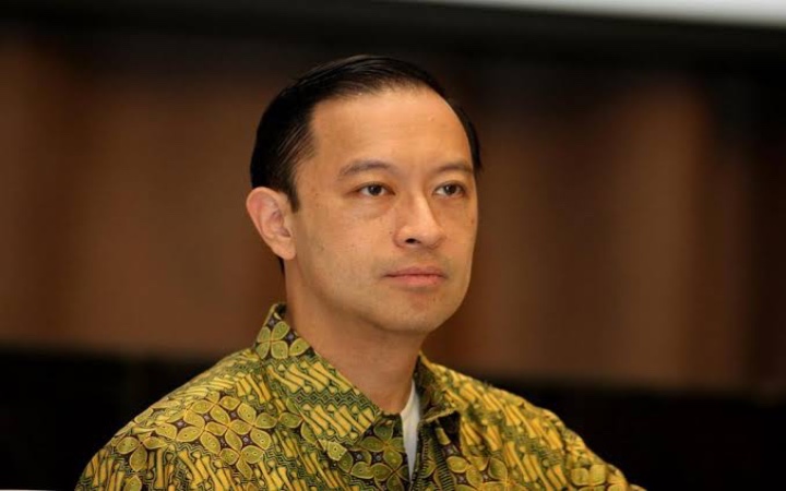 Usai bebas karena abolisi dari Presiden, kini Tom Lembong resmi melaporkan tiga hakim ke Mahkamah Agung.