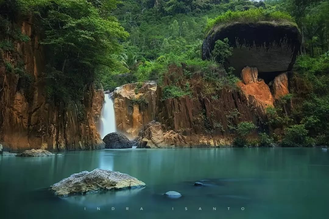 Air Terjun Jurug Waru (Gambar: Instagram @ilovetrenggalek)