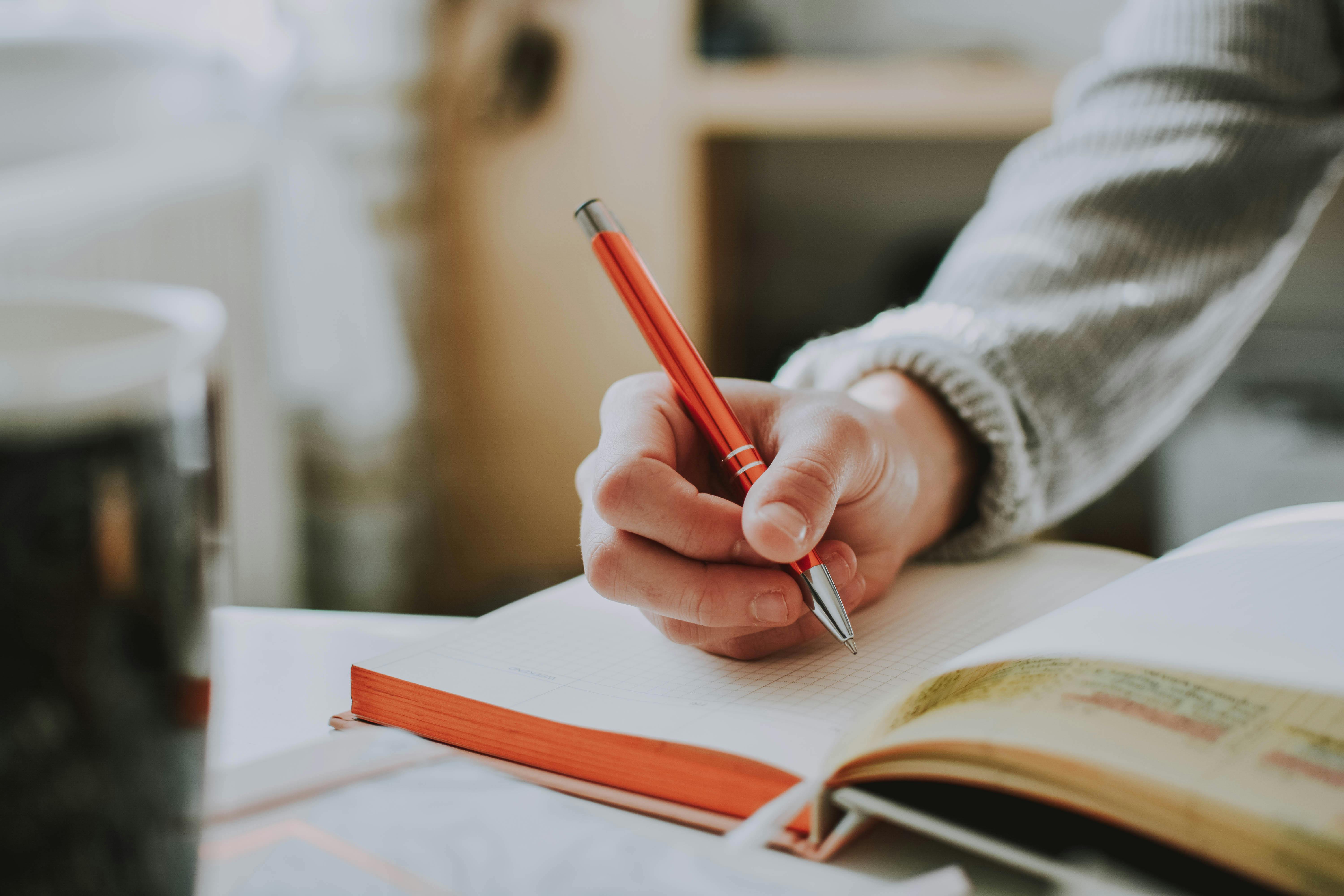 Cegah burnout! to-do list bisa bantu atur waktu anak kuliahan (Gambar: Pexels)