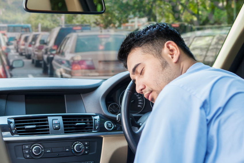 Fitur di mobil modern yang bisa membuat si pengendara terbebas dari bahaya saat tidur ngantuk di mobil