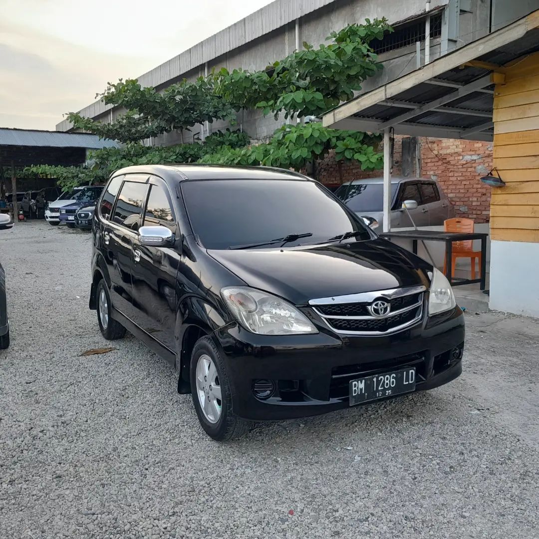 Mobil irit harga 50 jutaan cocok dipakai di kota nyaman mudah perawatan
