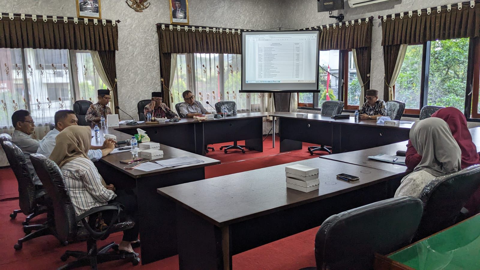 Komisi I DPRD Trenggalek lakukan rapat pembahasan RPJMD bersama OPD terkait.