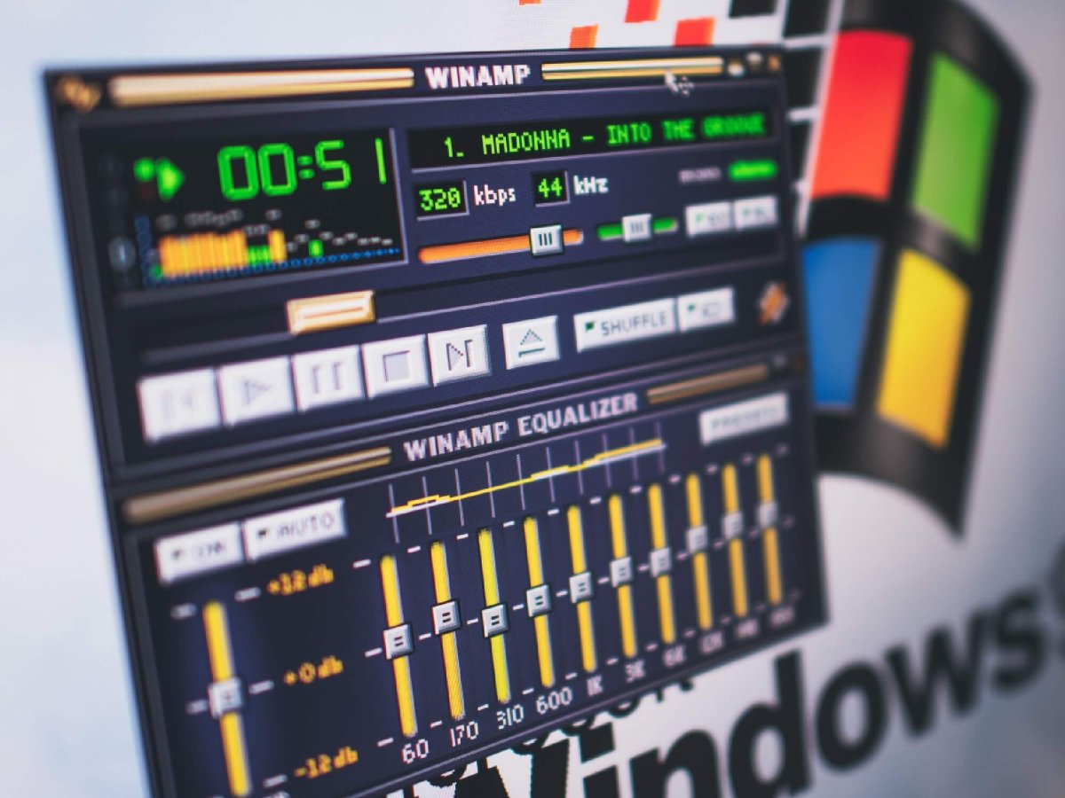 Pemutar musik yang dikelola oleh AOL, Winamp.