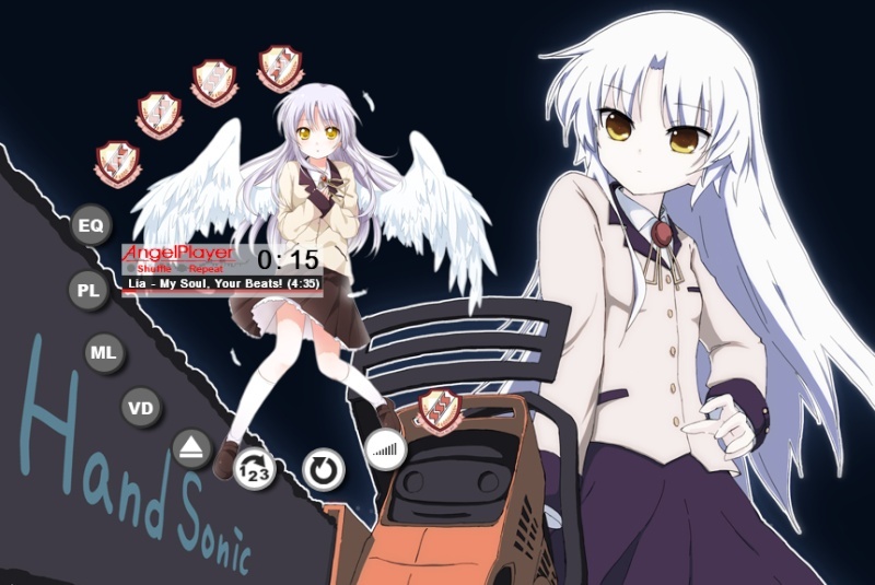 Winamp yang  pada masanya bisa dikustomisasi misalnya berskin anime menjadi keseruan tersendiri pada fans.