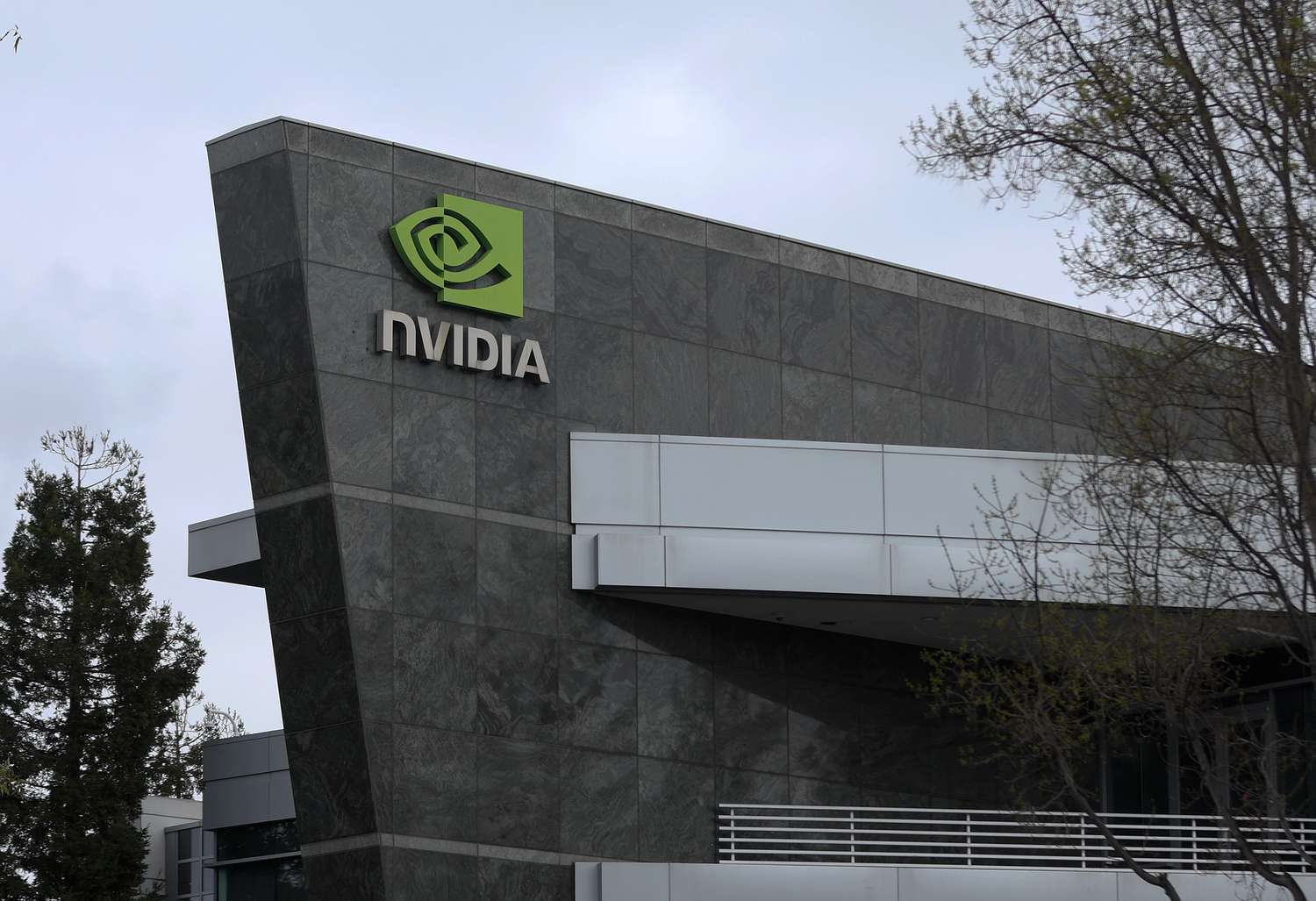 Nvidia yang jadi penguasa sebenarnya di era AI.