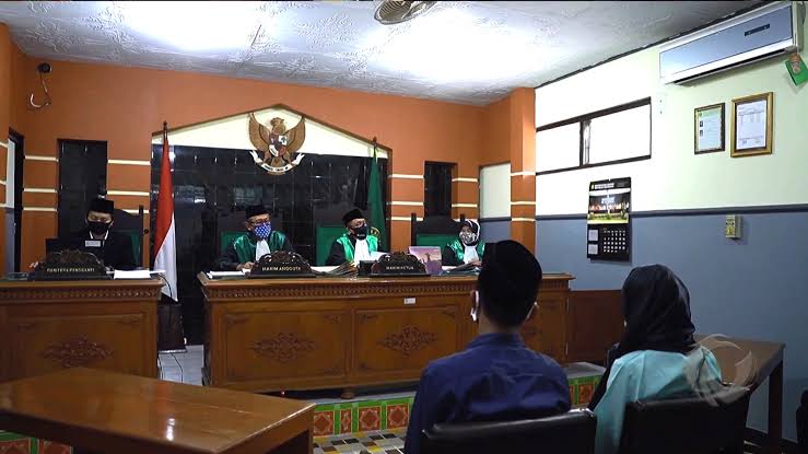 Persidangan di PA Trenggalek