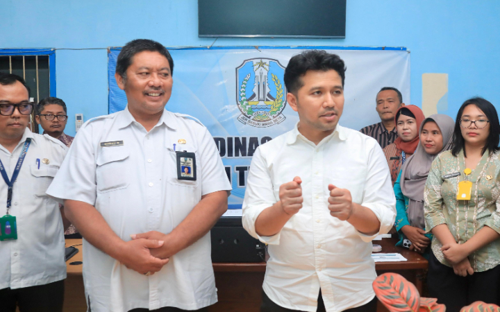 Wagub Emil langsung bertemu dan berdiskusi dengan Kepala Cabang Dinas Pendidikan Wilayah Tulungagung Sindu Widyabadra di Kantor Cabang Dinas Pendidikan Trenggalek pada Rabu (27/8/2025).