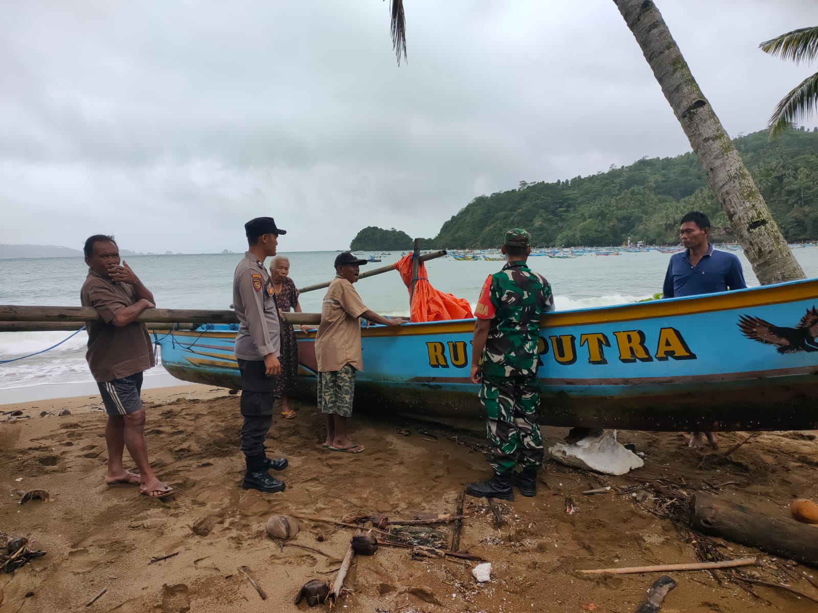 Kondisi kapan milik Nur yang terdampar
