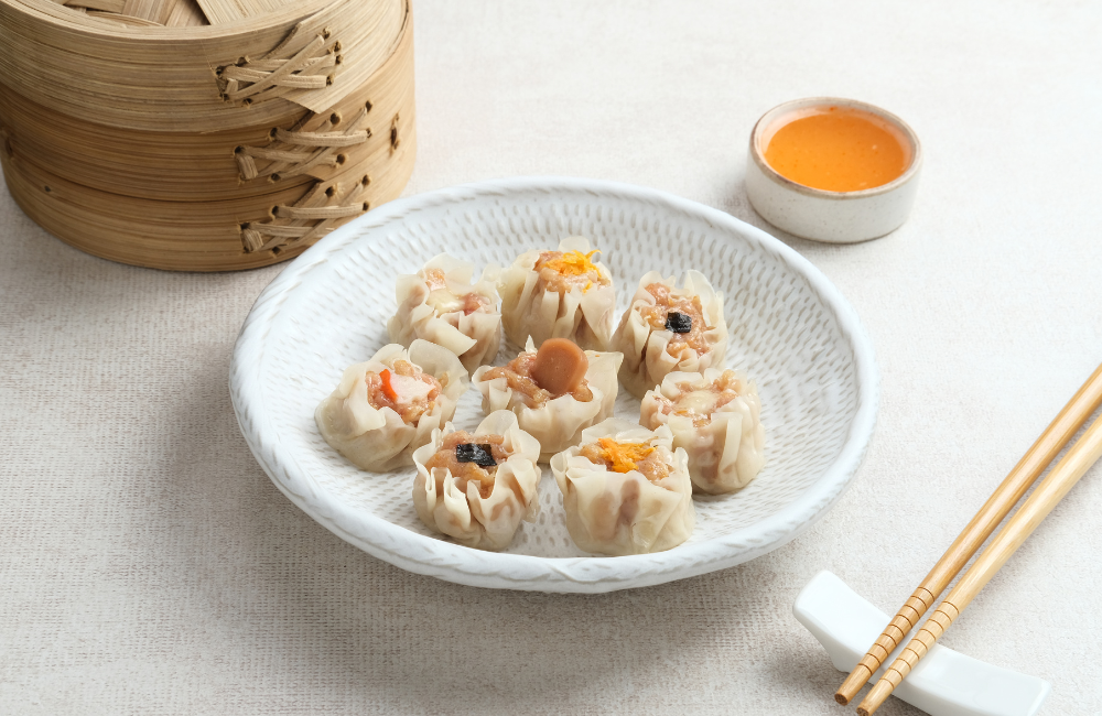 Siomay ayam udang ala dim sum Chinese food, lembut gurih cocok untuk camilan keluarga.