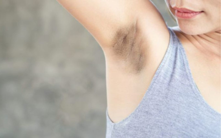 Deodoran sering digunakan sehari-hari warga Trenggalek untuk mencegah bau badan dan menjaga ketiak tetap kering.