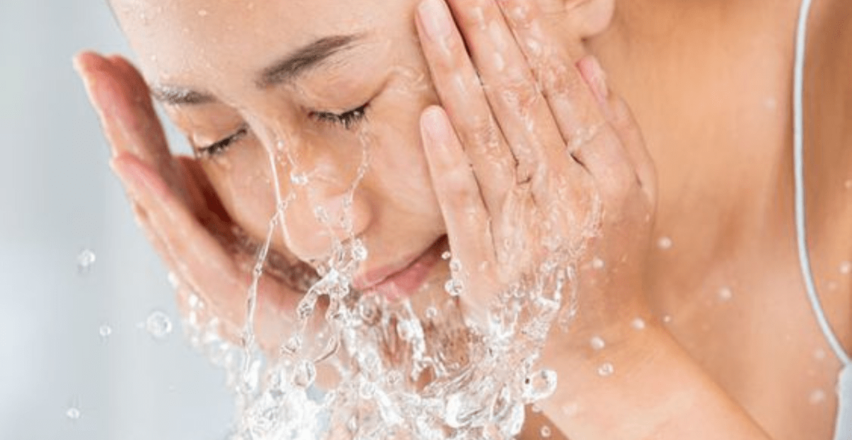 Tips cuci muka yang benar supaya wajah terlihat segar dan glowing
