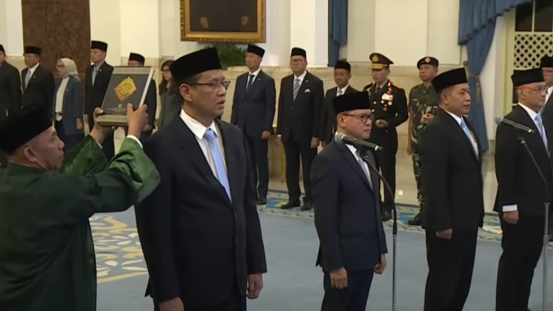Suasana pelantikan menteri baru Kabinet Merah Putih oleh Presiden Prabowo di Istana Negara, Jakarta, Senin (8/9/2025).
