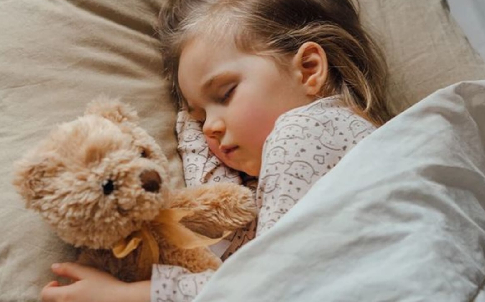 Tidur siang sering dianggap warga Trenggalek membuat anak sulit tidur di malam hari. Padahal, anggapan itu tidak sepenuhnya benar.