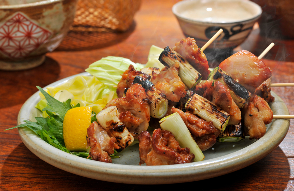 Yakitori ala Jepang, sate ayam manis gurih yang bikin pesta lebih meriah.