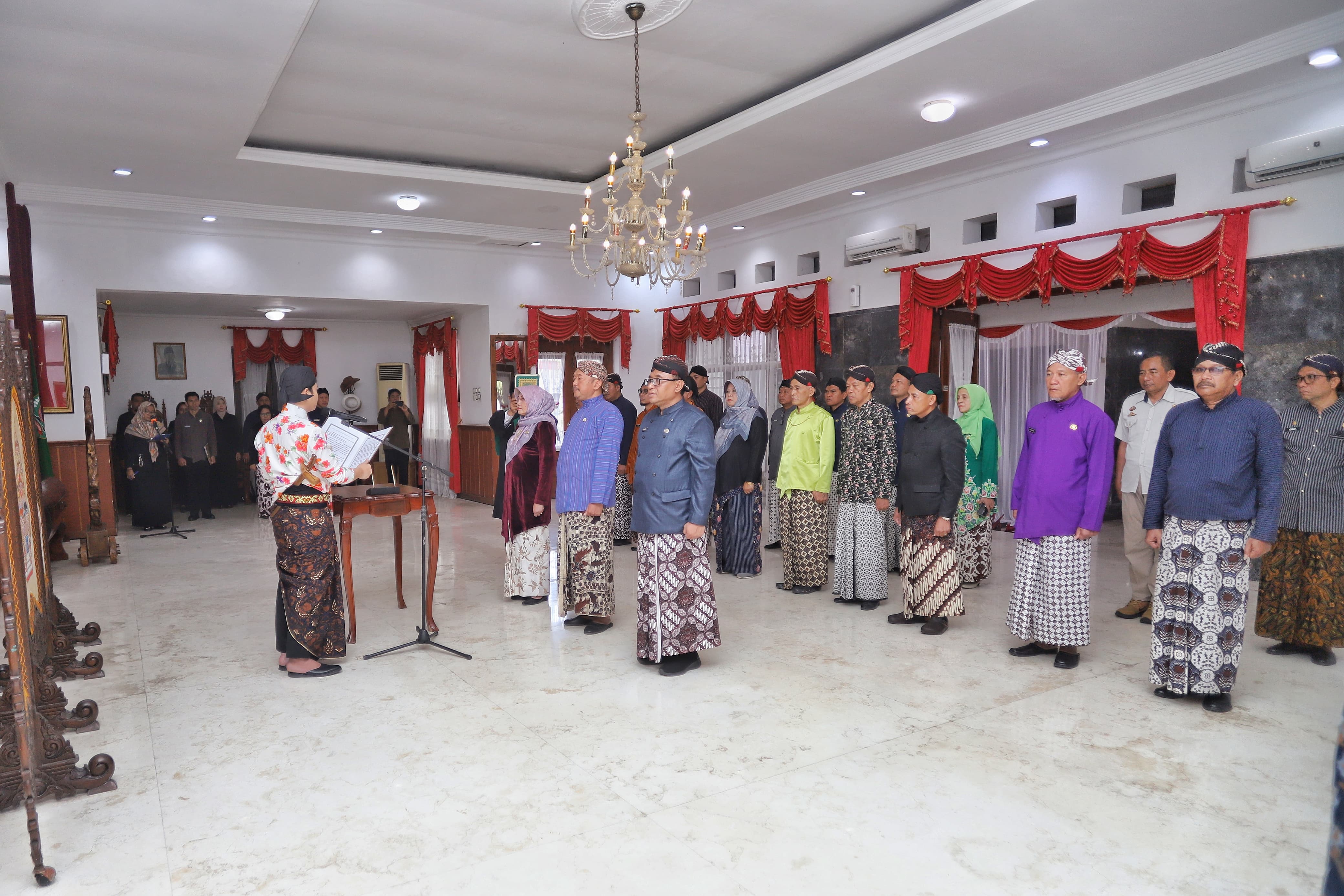 Pelantikan JPT di beberapa OPD.
