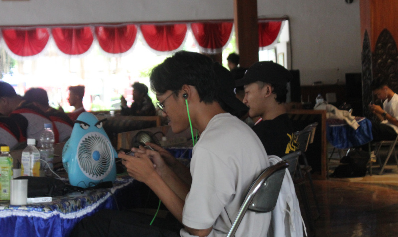 Atlet esport ketika bertanding di Trenggalek