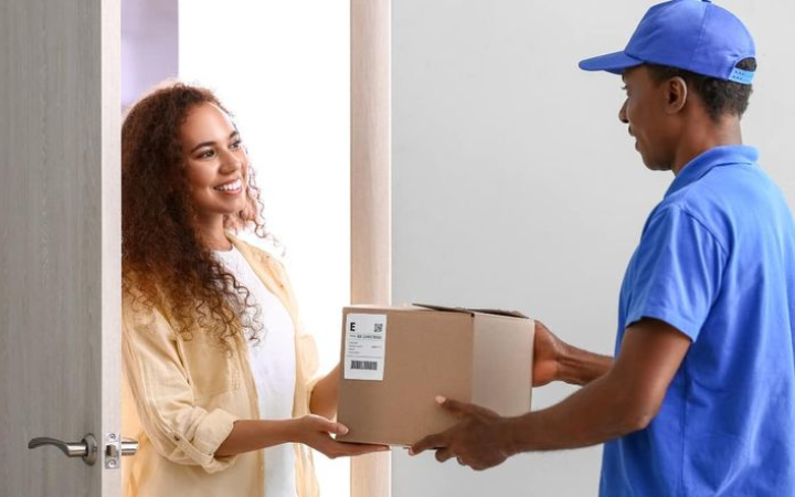 Belanja kosmetik secara online tetap bisa aman dan hemat jika tahu trik serta panduan yang tepat.