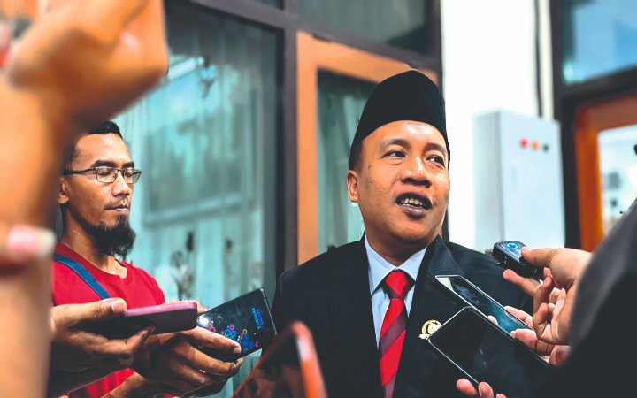 Sekretaris DPC PDIP Trenggalek, Doding Rahmadi mengatakan,mematok target politik jangka menengah pada Pemilu 2029 mendatang.