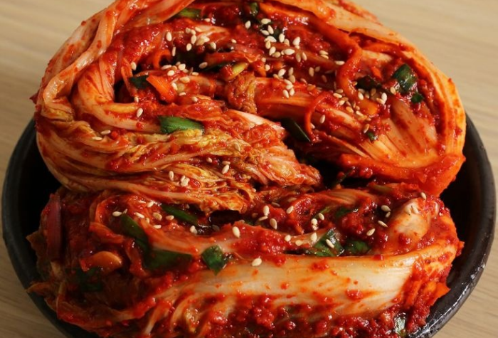 Tutorial membuat kimchi Korea dengan bahan sederhana dan langkah mudah.