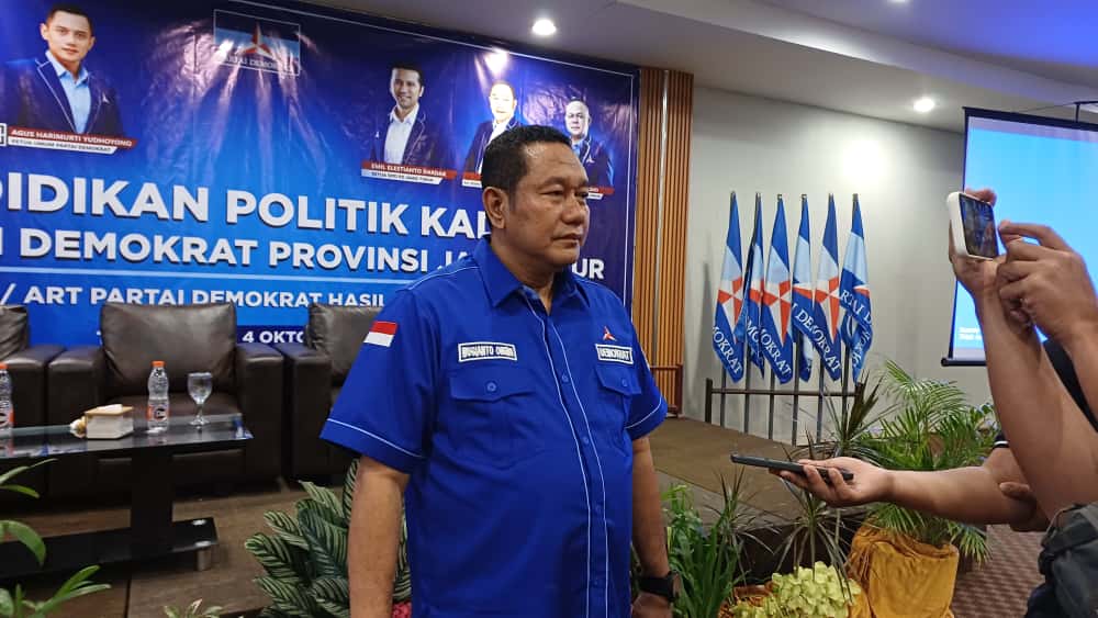 Mugianto Obeng ketika memberikan pernyataan
