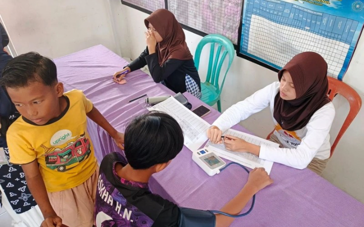 Langkah kecil menjaga masa depan, pemeriksaan rutin demi tubuh yang selalu sehat.