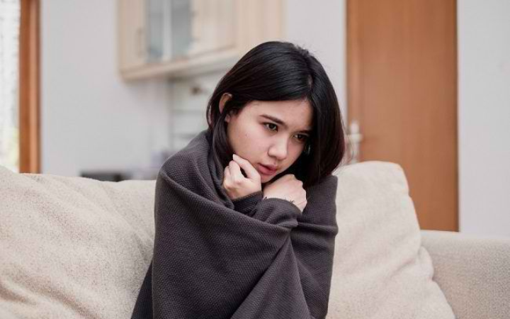 Cuaca dingin di wilayah pegunungan Trenggalek bisa membuat tubuh mudah menggigil dan menurunkan daya tahan.