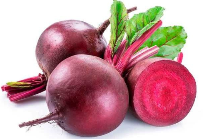 Buah bit kaya nutrisi dan antioksidan yang baik untuk jantung, meningkatkan stamina, serta bisa diolah menjadi berbagai menu sehat dan lezat.
