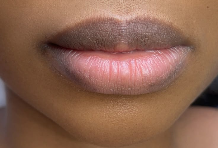 Bibir indah tak hanya soal warna, tapi juga kebiasaan merawatnya.(Pinterest)